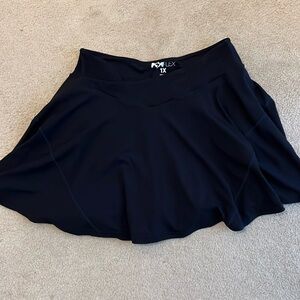 Popflex crisscross hourglass skort in Black. Size 1X. Like new.